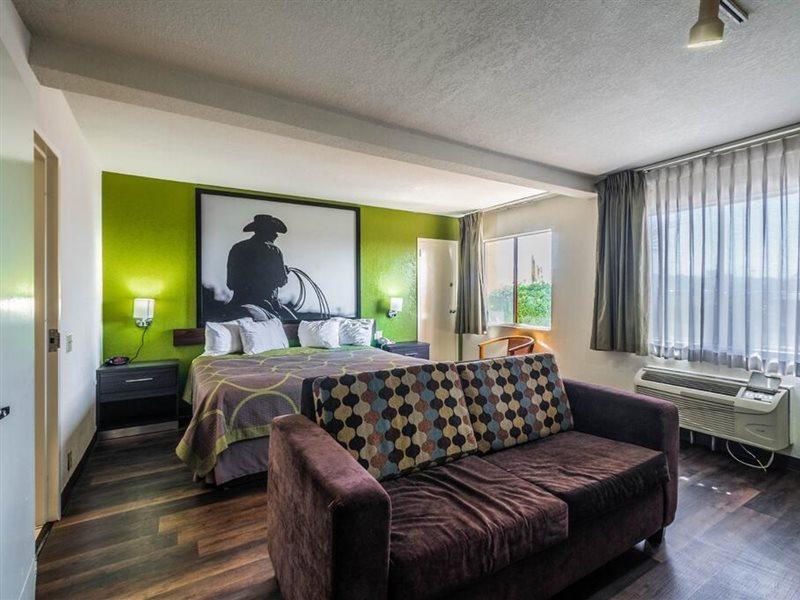 Super 8 By Wyndham El Paso Airport Hotel Exterior photo